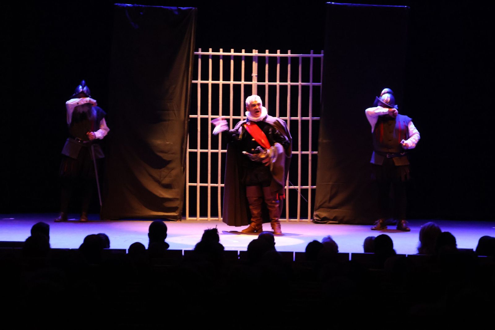 GALERÍA | 'La vida es sueño' despierta los aplausos en el Ramos Carrión