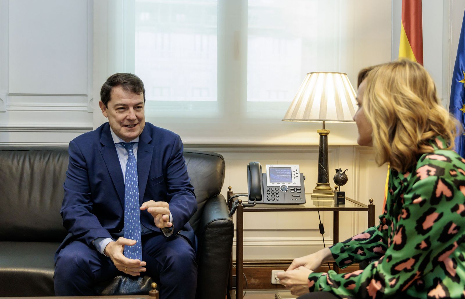 El presidente de la Junta, Alfonso Fernández Mañueco y la ministra de Educación, Formación Profesional y Deportes, Pilar Alegría. Foto JCYL