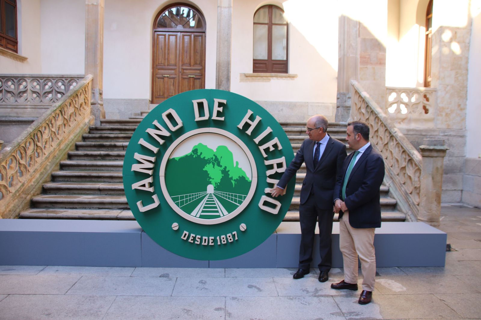 El presidente de la Diputación de Salamanca, presenta novedades en relación al Camino de Hierro