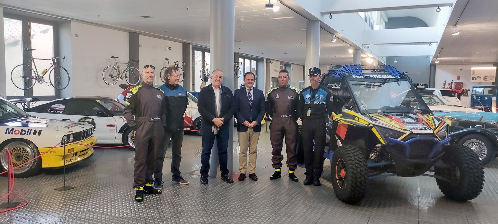 El Museo de Historia de la Automoción Despide al Equipo Salmantino del Fenek Rally 2025