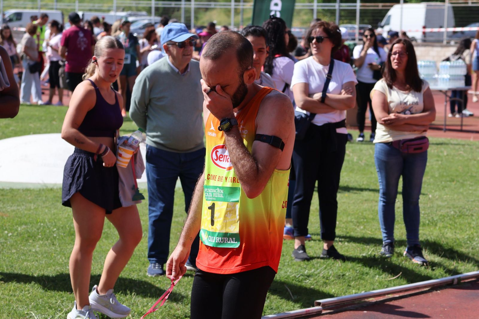 GALERÍA | Revive en imágenes la llegada a meta de los atletas en la Media Maratón de Zamora