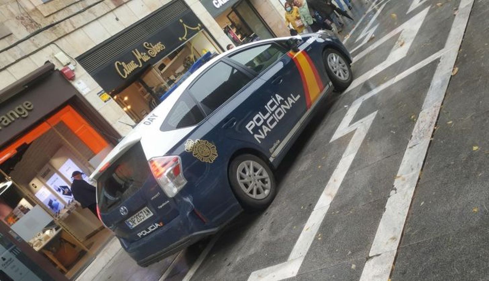 La Policía Nacional en Santa Clara buscando a la joven fugada