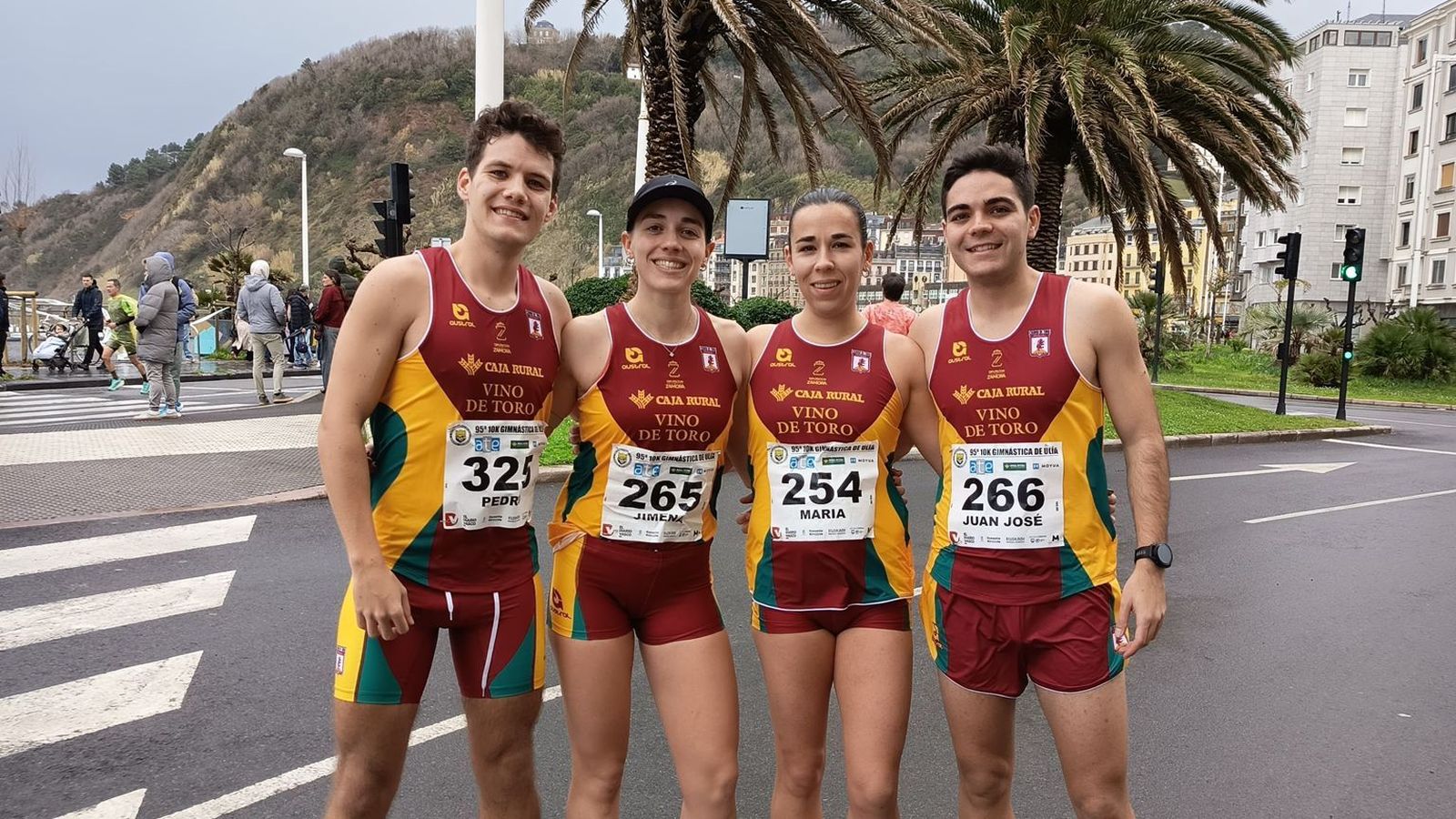 Atletas del Vino Toro Caja Rural en San Sebastián