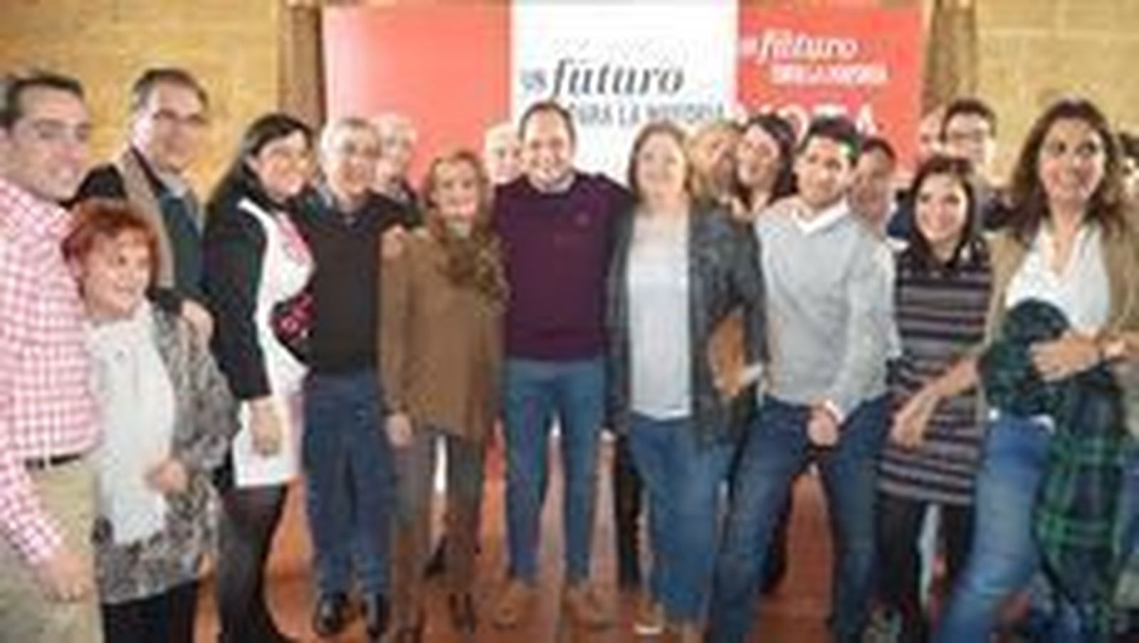 César Luena pone como ejemplo del cambio al alcalde de Benavente