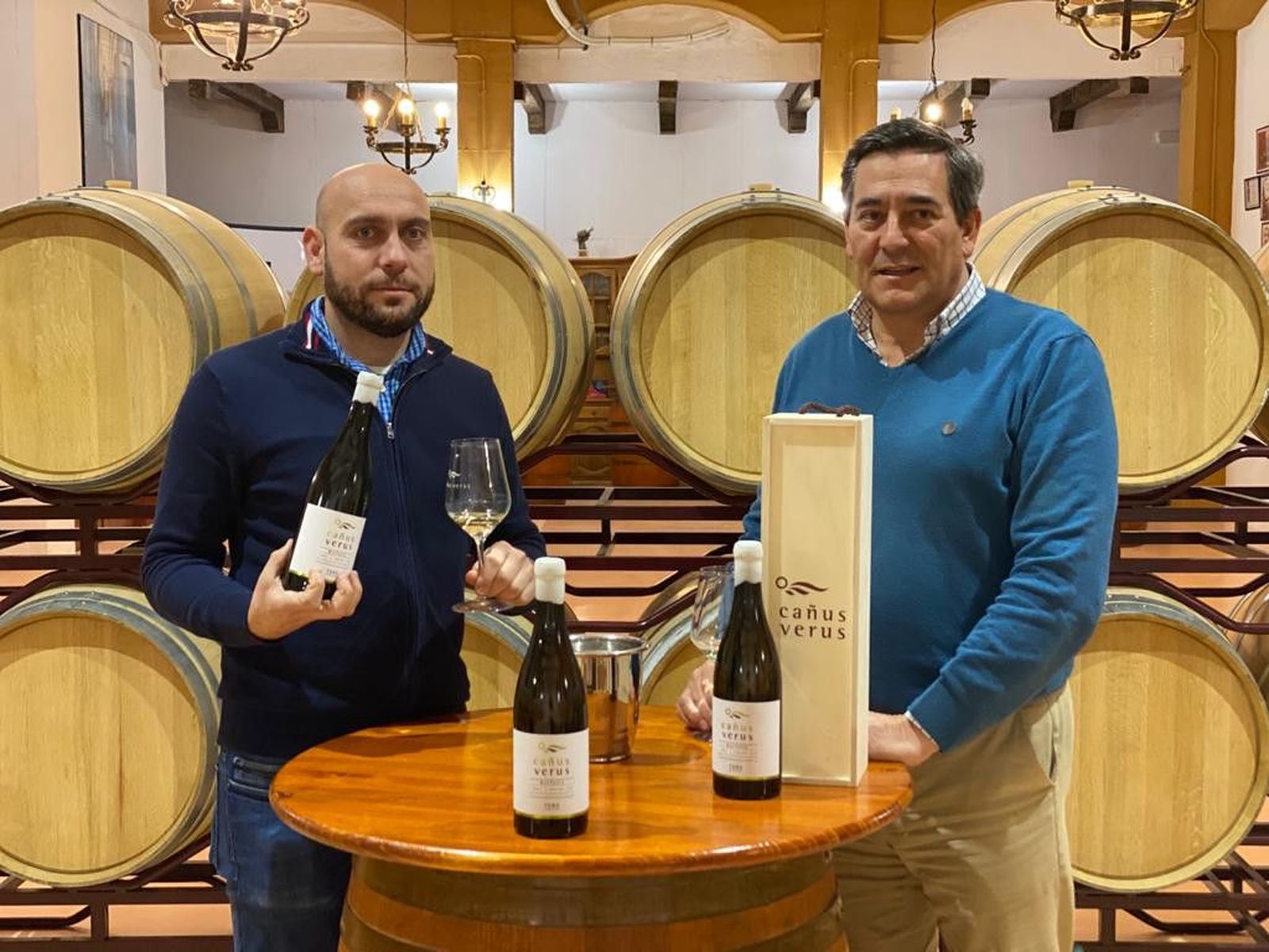 El enólogo Martín Padín y el gerente Alfonso Garcés presentan Cañus Verus Malvasía