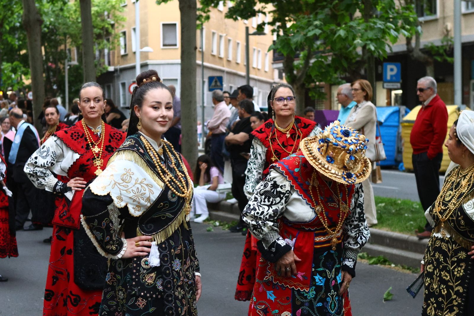 Procesión con motivo de la festividad de María Auxiliadora