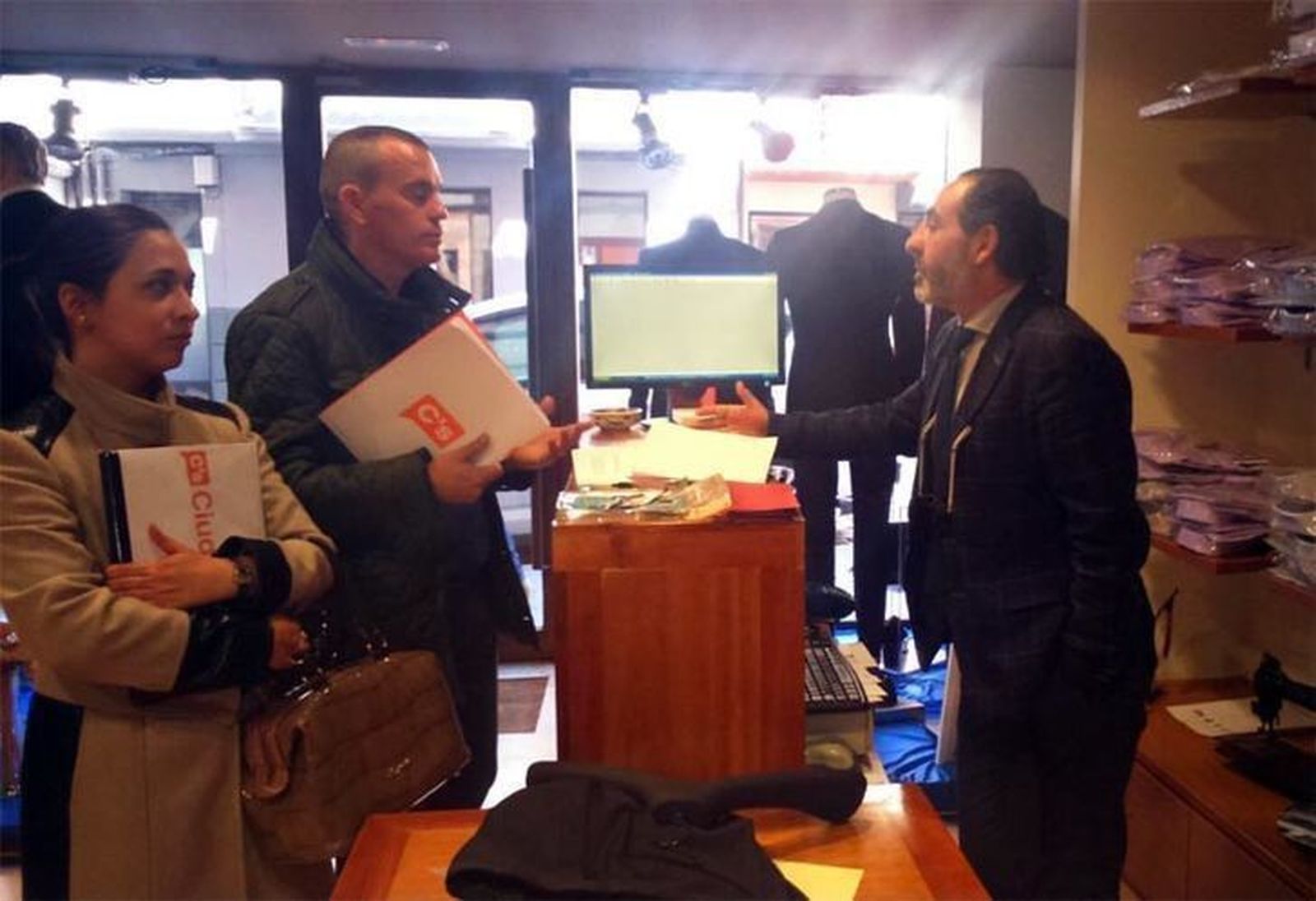 Ciudadanos apuesta por agilizar la concesión de licencias para abrir nuevos negocios y crear empleo