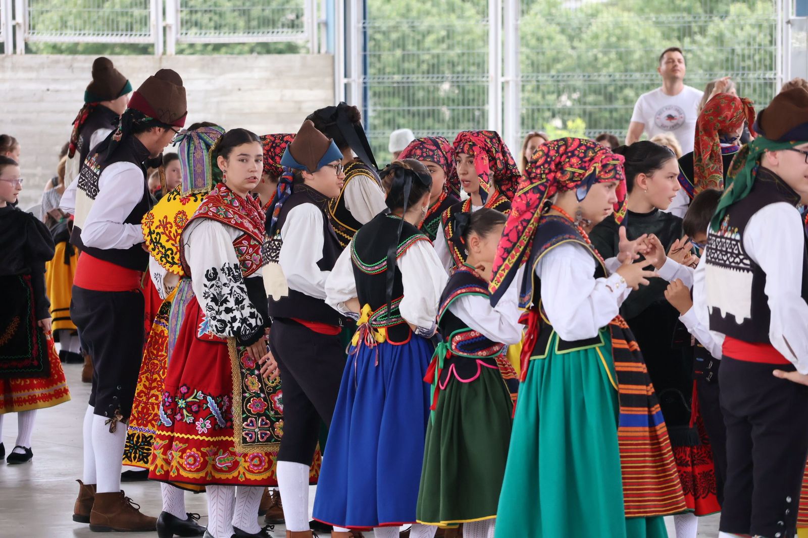 actuacion-fin-de-curso-de-la-escuela-de-baile-dona-urraca-8