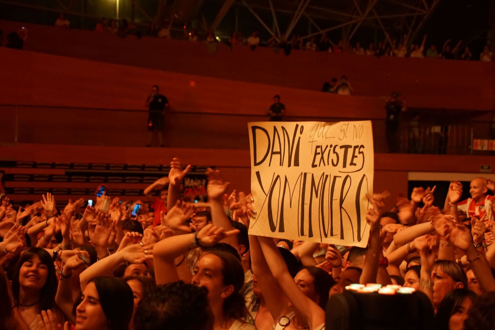 photo-2022-05-13-22-44-52