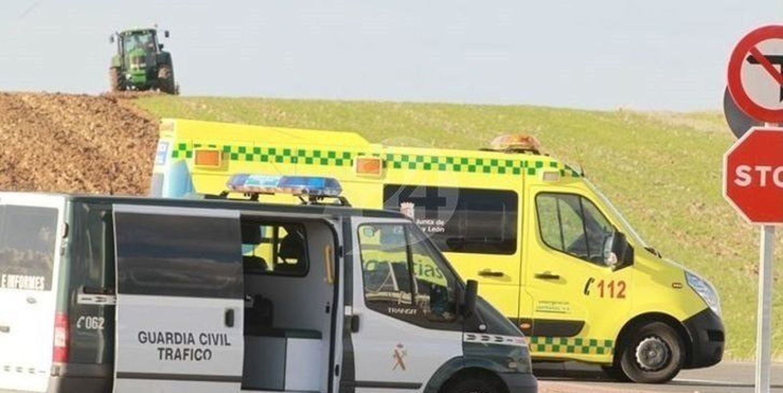 Un herido leve en un accidente de tráfico en Anaya de Alba