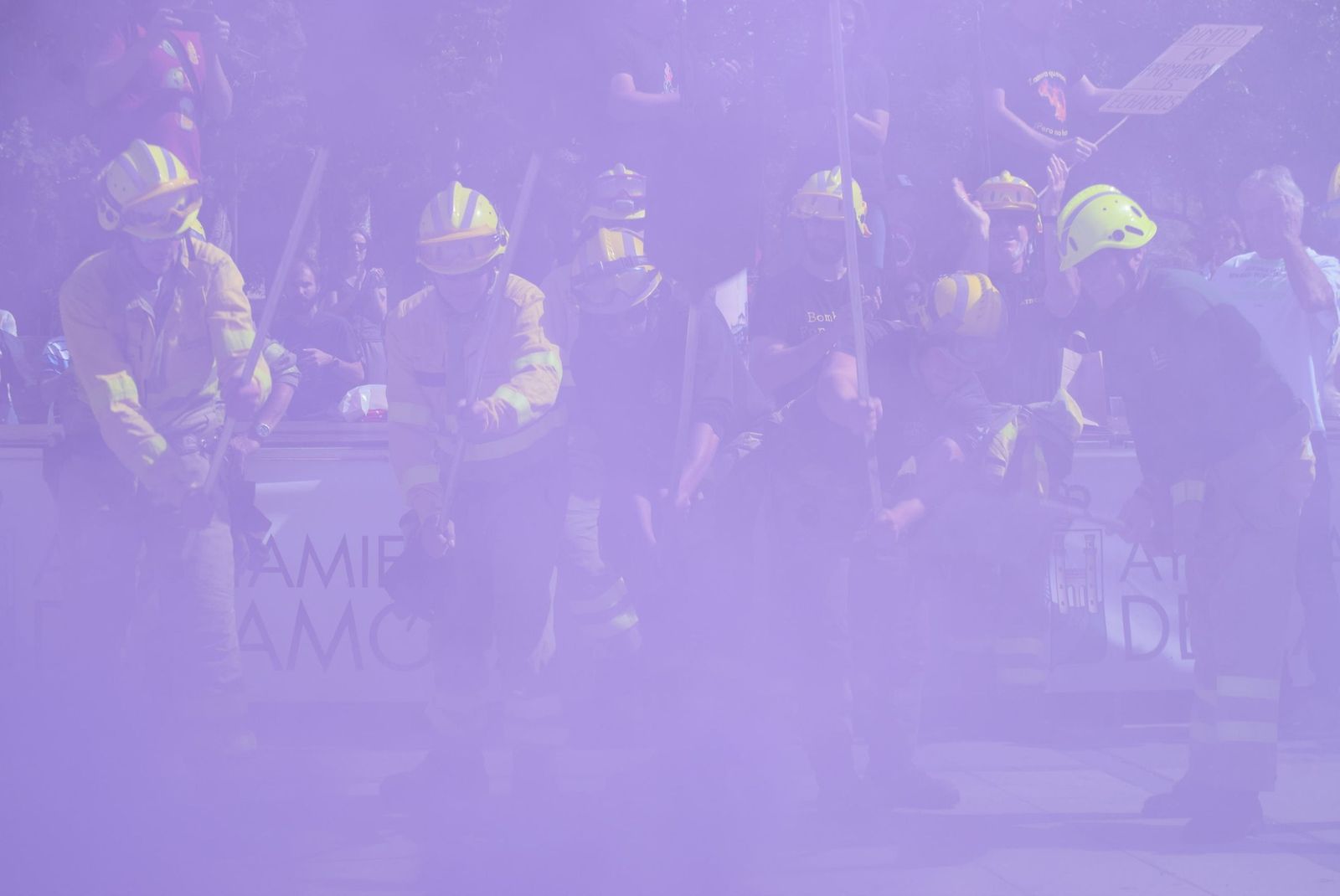 Concentración para reclamar "respeto y justicia" para Zamora tras los incendios