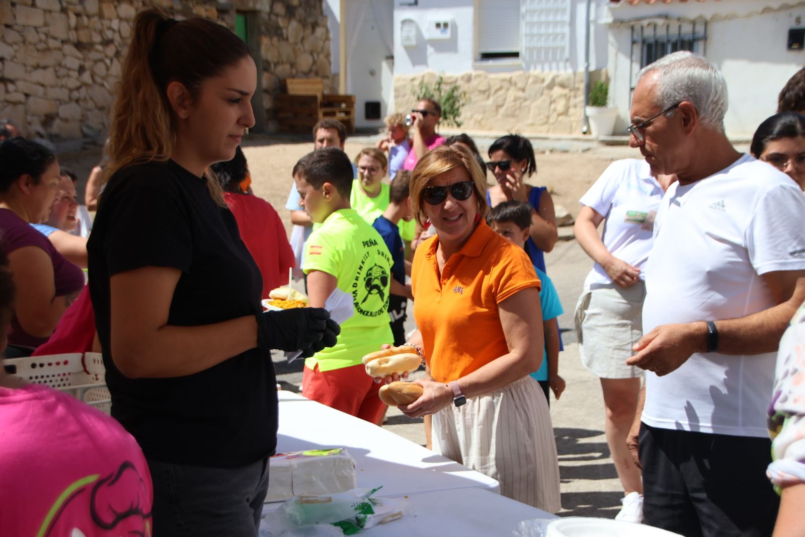 Villagonzalo paella en el Verdinal