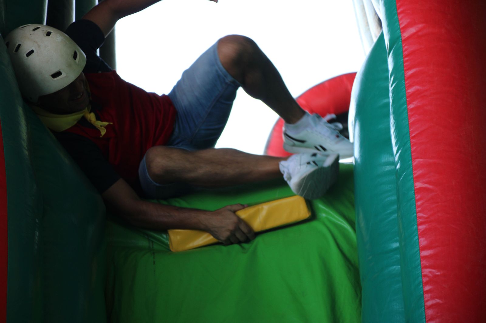 humor-amarillo-en-castellanos-de-moriscos-24