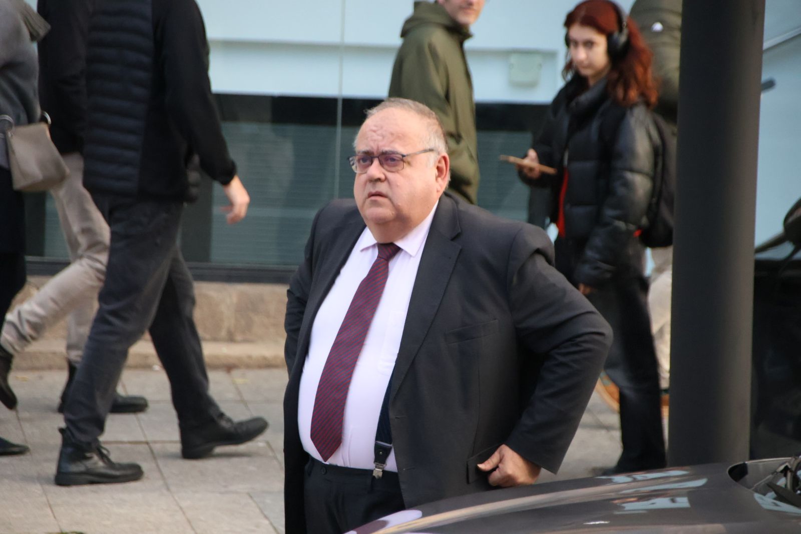 El consejero de Sanidad, Alejandro Vázquez Ramos, participa en la mesa redonda: '¿Cómo impulsar la oncología radioterápica desde las administraciones públicas? Realidades y perspectivas'