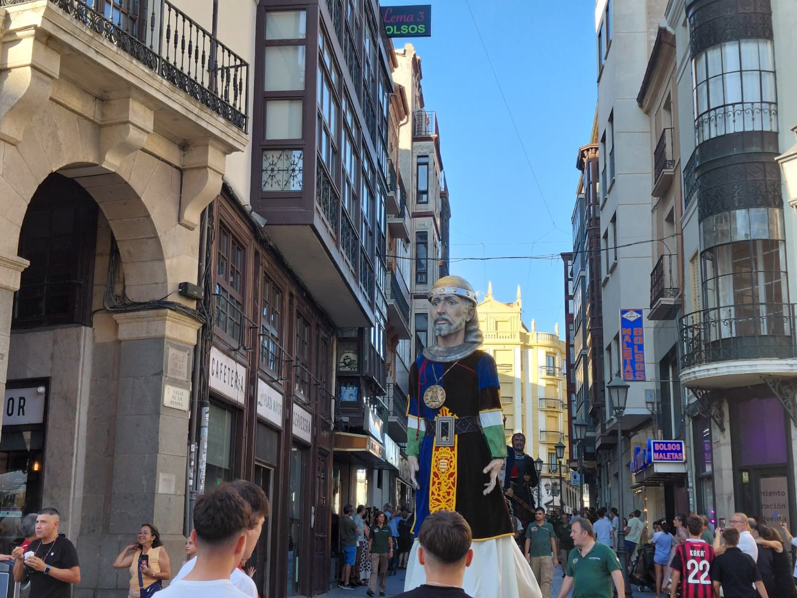 Pasacalles de Cabezudos y Gigantes “El cerco de Zamora” de Capitonis Durii 2025