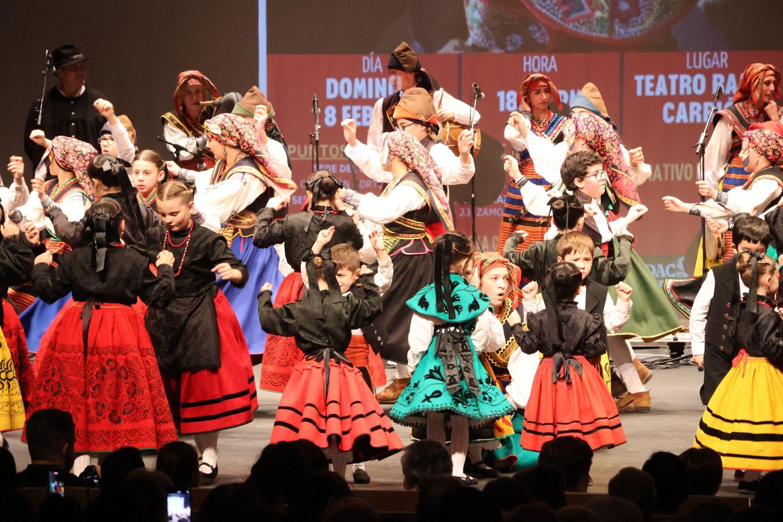 GALERÍA | Revive el Festival Solidario celebrado en el Ramos Carrión en apoyo a las enfermedades raras