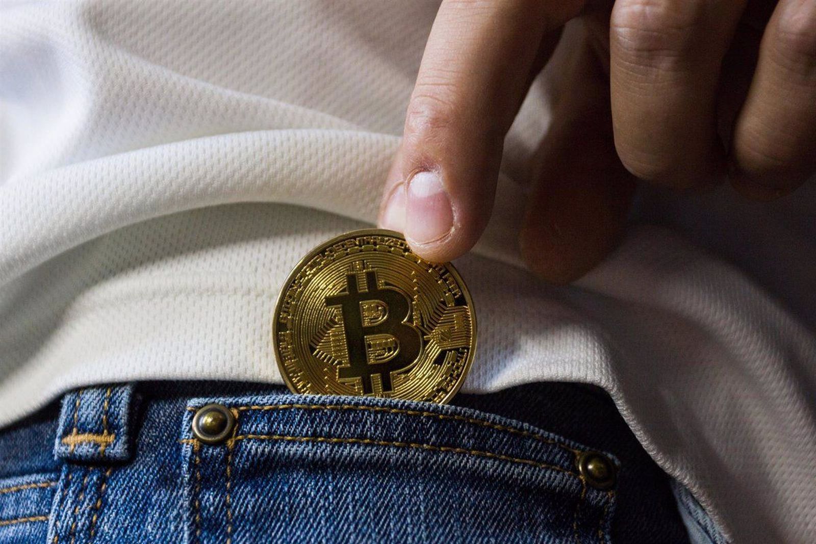 Un prototipo de Bitcoin. EP Un prototipo de Bitcoin. EP