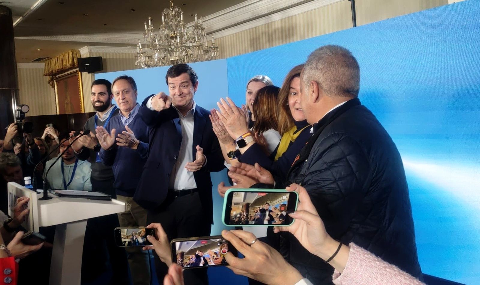 Alfonso Fernández Mañueco gana las elecciones autonómicas de 2026