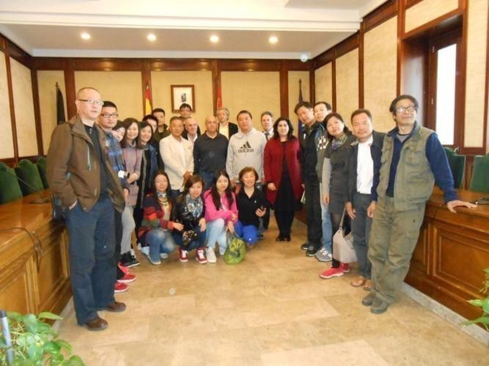 Un grupo de inversores chinos, de visita en la ciudad