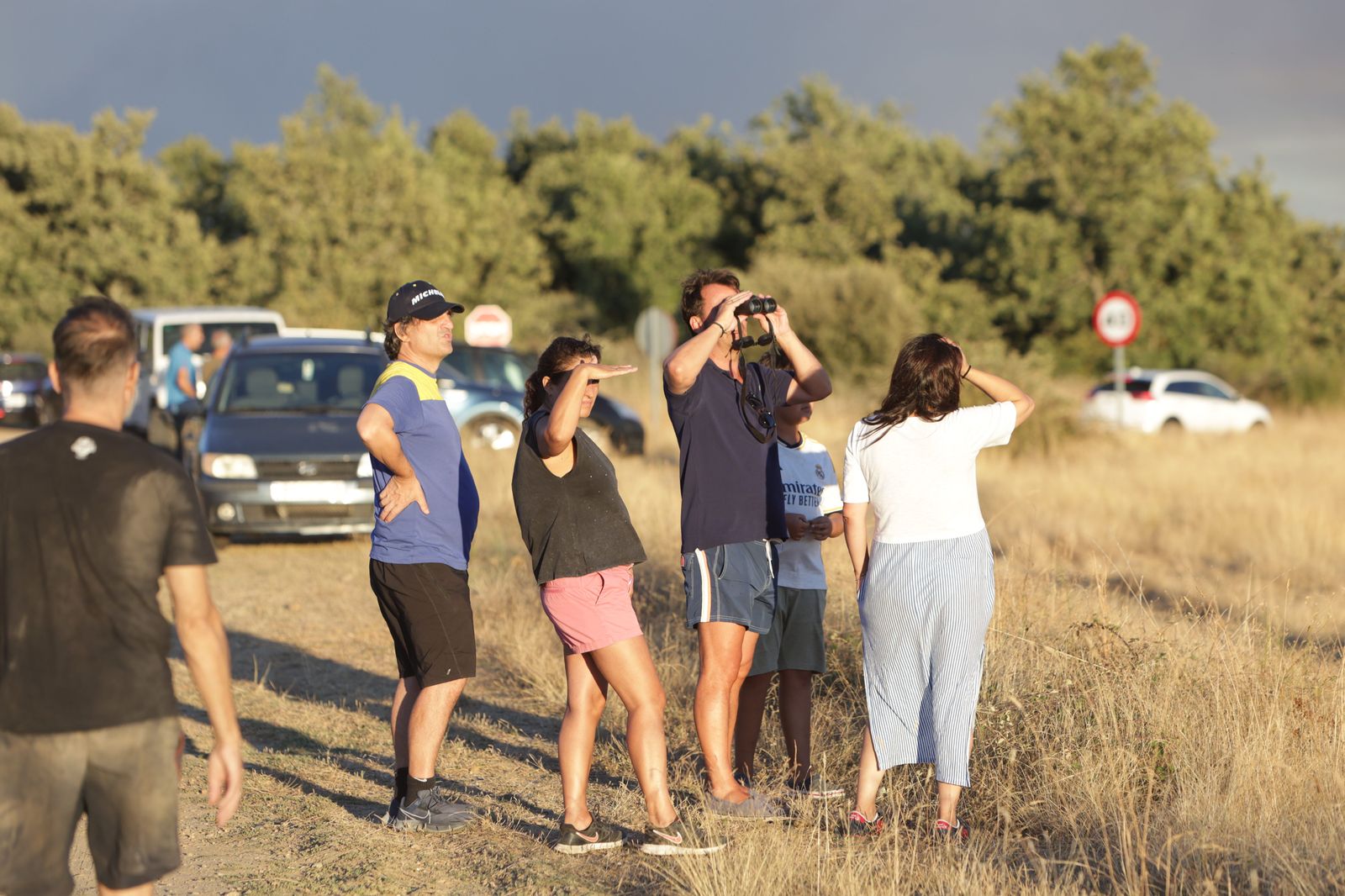 Los vecinos de Aliste tratan de volver a la normalidad tras un incendio aún en Nivel 1 que deja ya 300 hectáreas afectadas