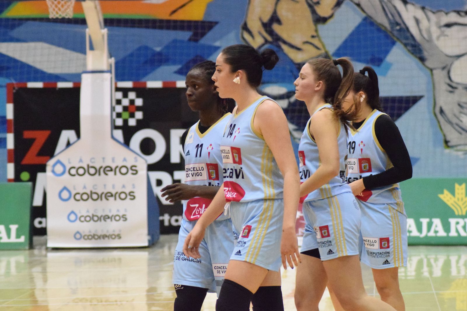 Jugadoras del Celta Zorka en el encuentro disputado en el Ángel Nieto