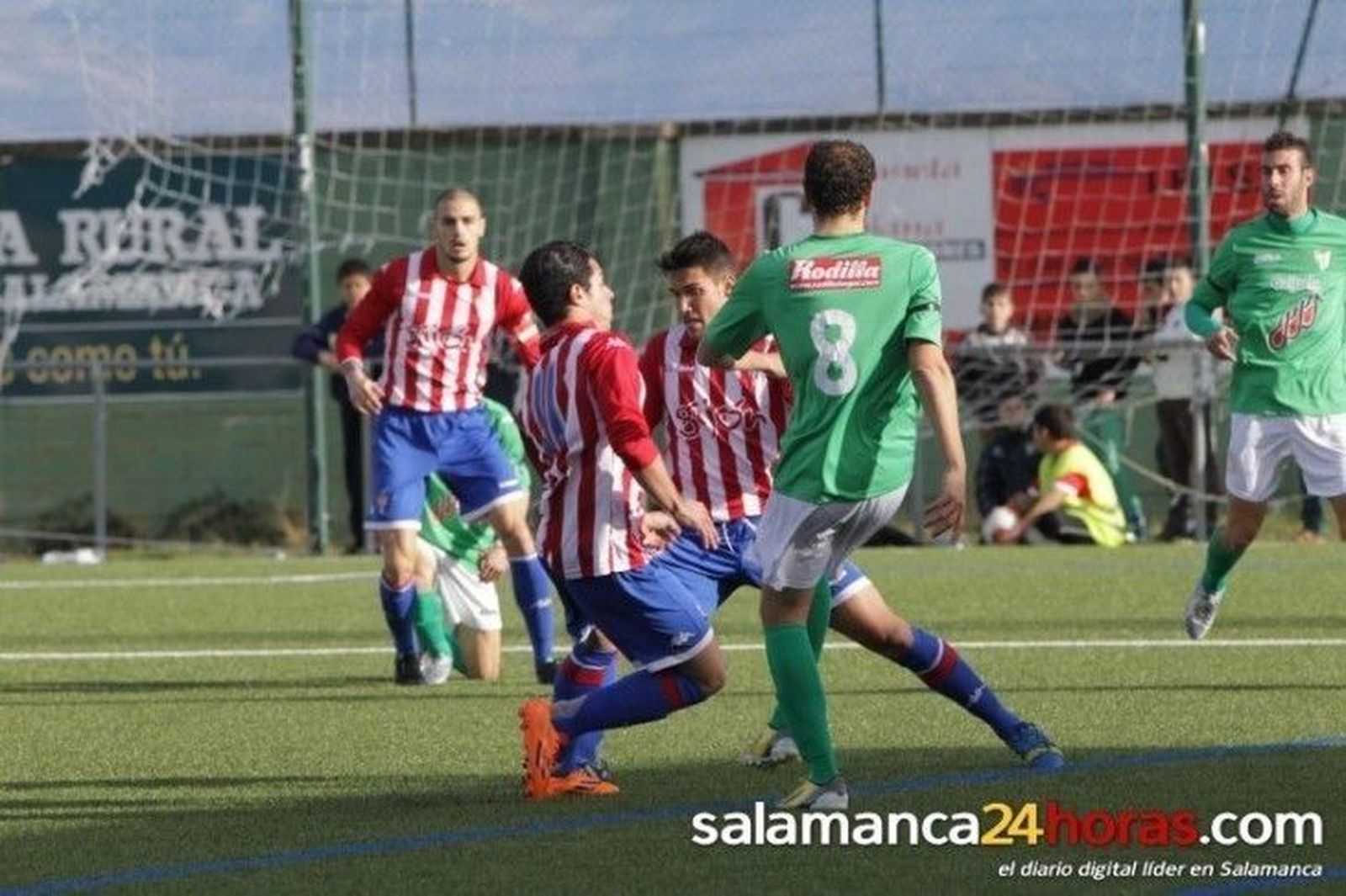 De la Mota, Valero y Jonathan a una tarjeta de la suspensión