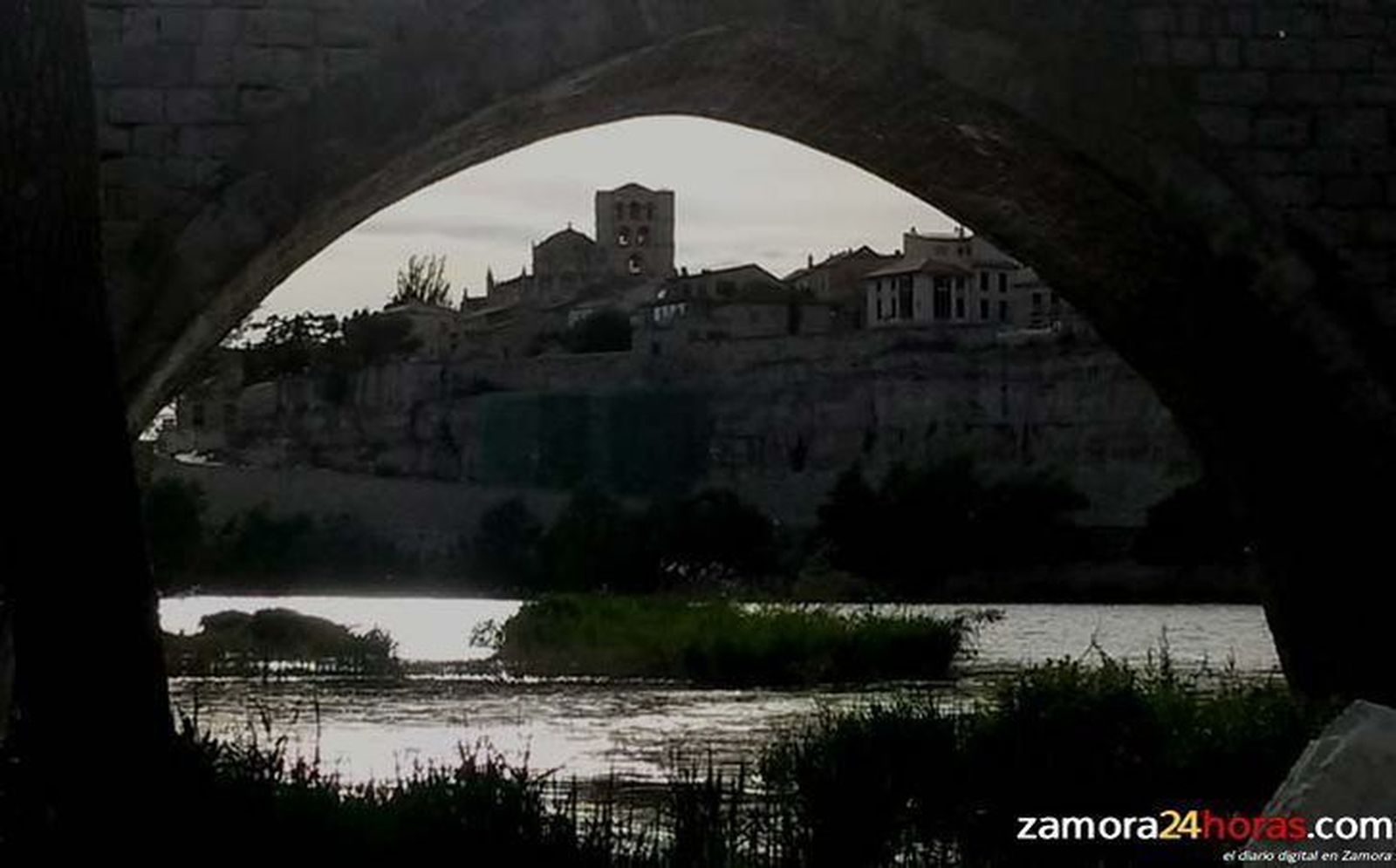 La sociedad zamorana asimila con incredulidad la muerte de la hija de Laura Rivera y Francisco Guarido