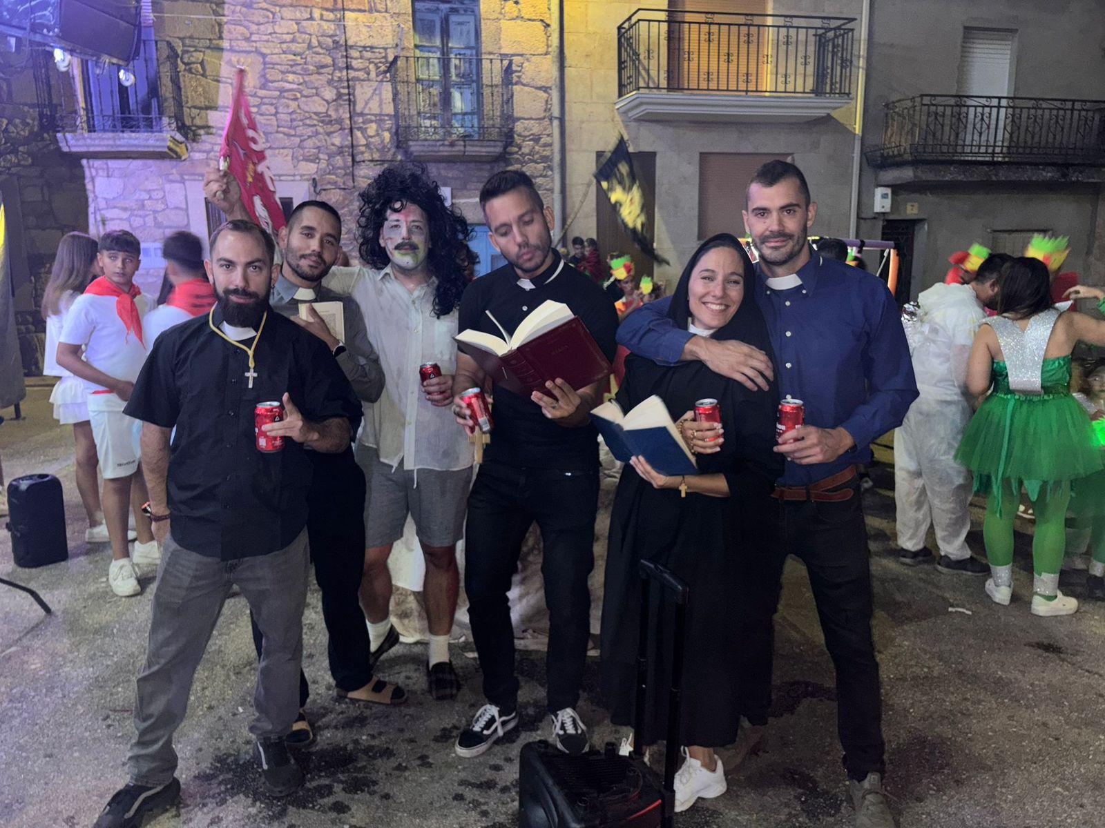 Desfile de peñas en Masueco 2025