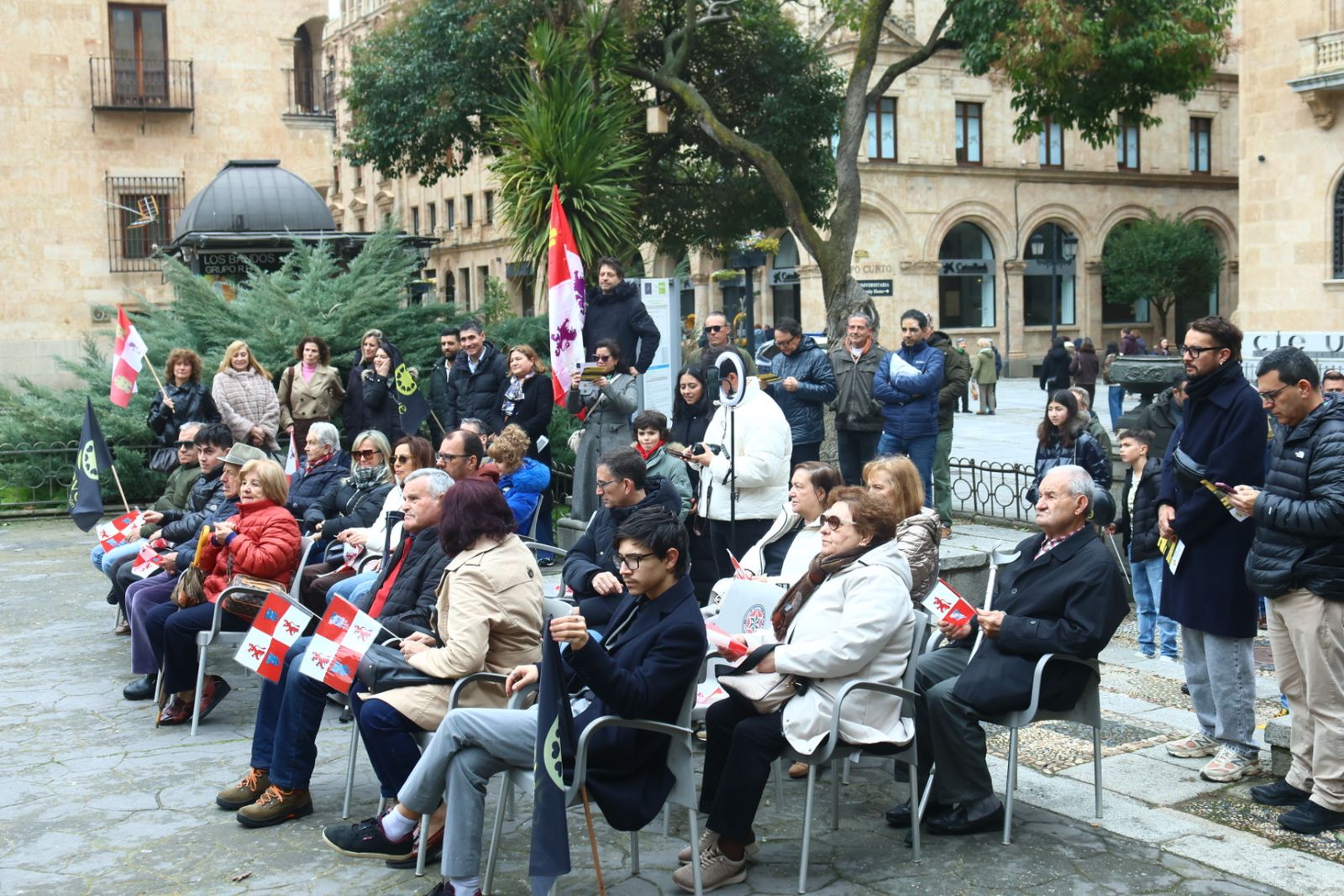 Acto de campaña de Nueve Castilla y León en la Plaza de Los Bandos