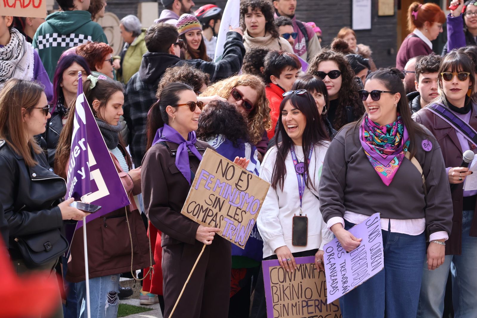 GALERÍA | La manifestación del 8M por las calles de Zamora, en imágenes