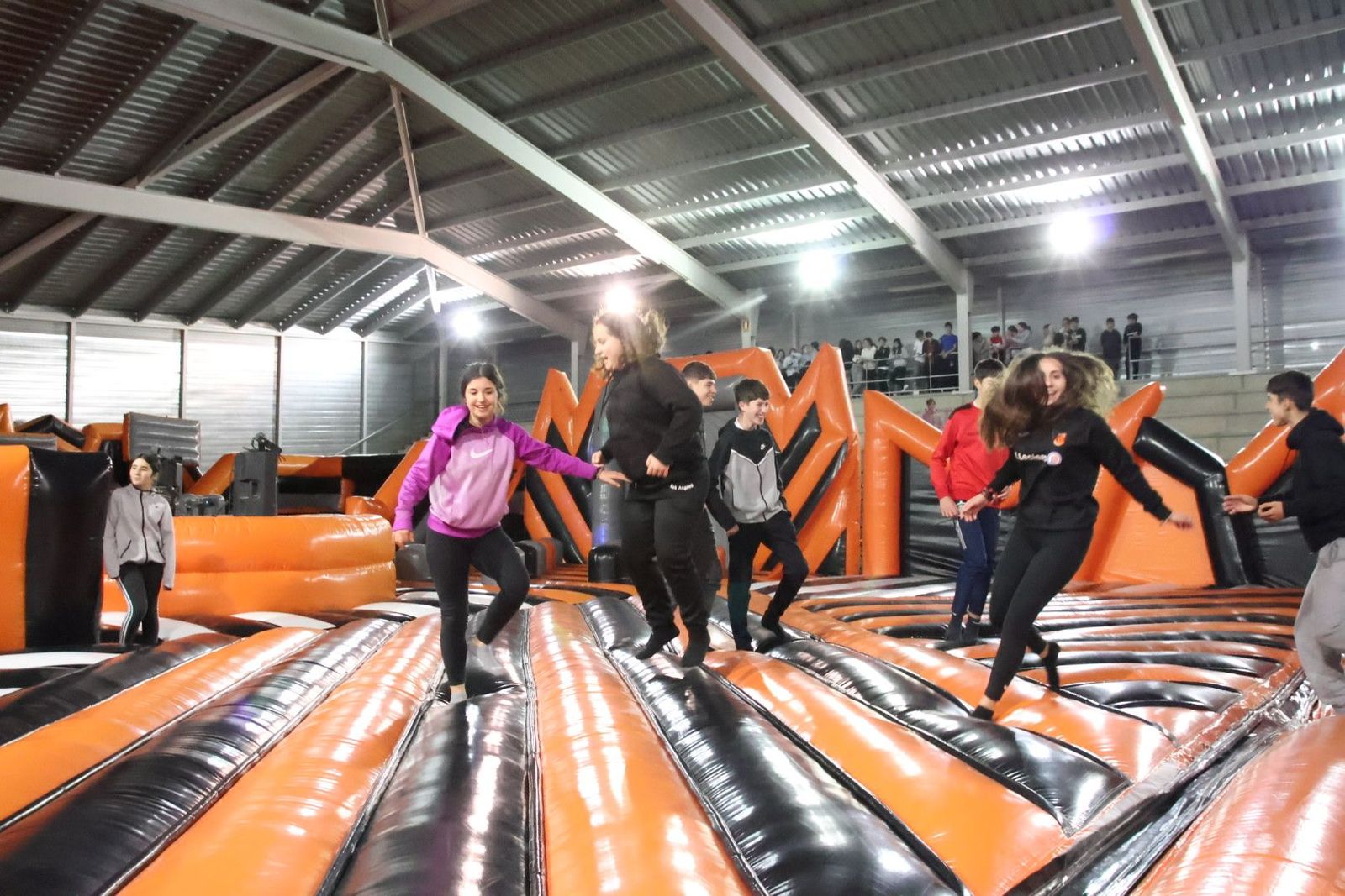 Castillo Ninja con dj en Carbajosa