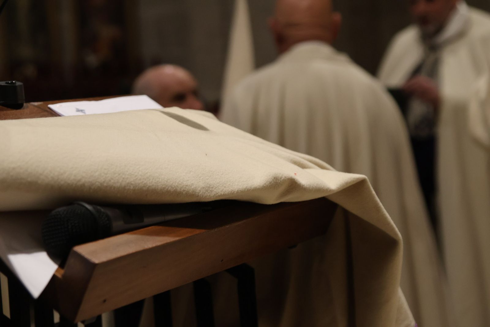 GALERÍA | Revive en imágenes la procesión de Jesús Yacente