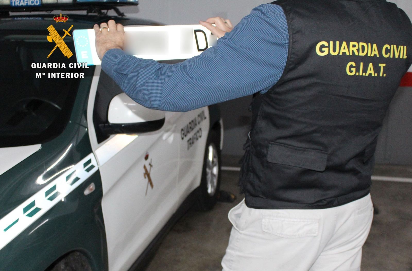 Placa, matrícula de un coche. Foto de archivo