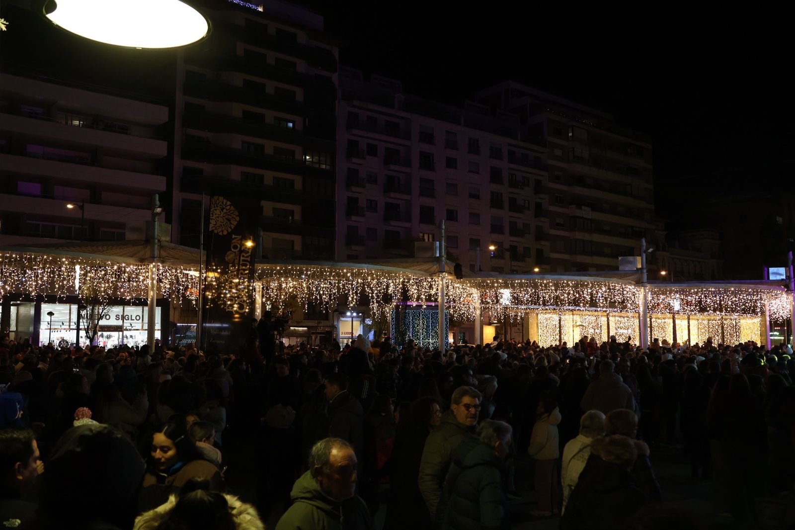 Encendido de la Plaza de los Sueños 2025 (40).JPG