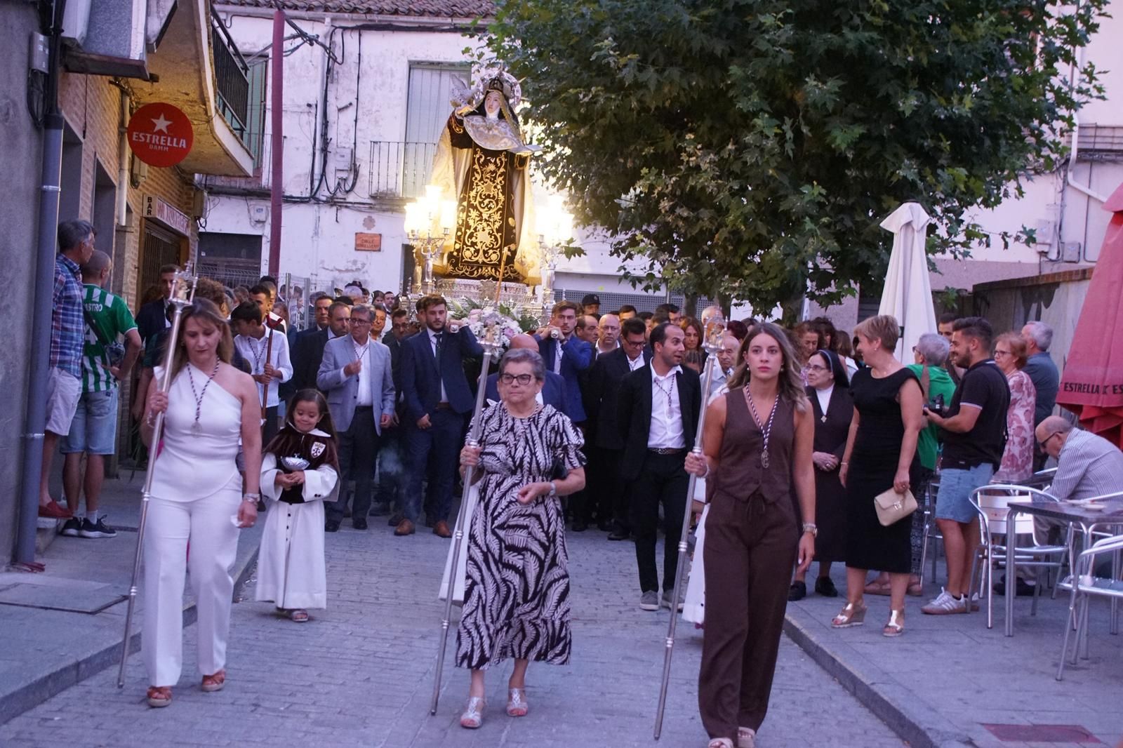 Procesión del regreso a clausura de Santa Teresa de Jesús