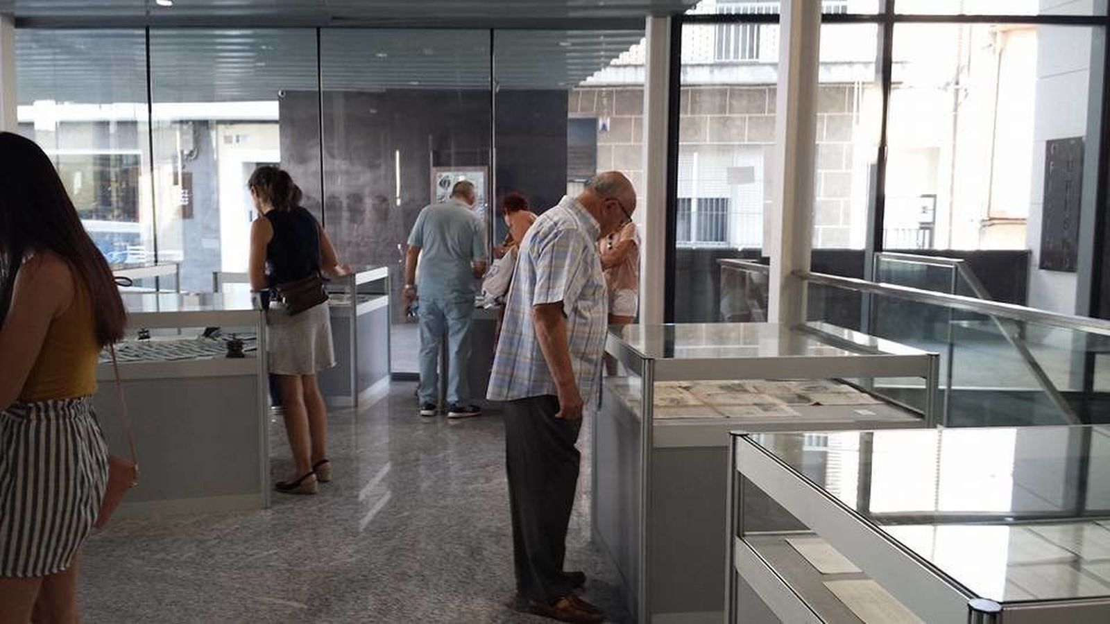 La exposición Homenaje a las víctimas de la tragedia de 1967 enfila su recta final