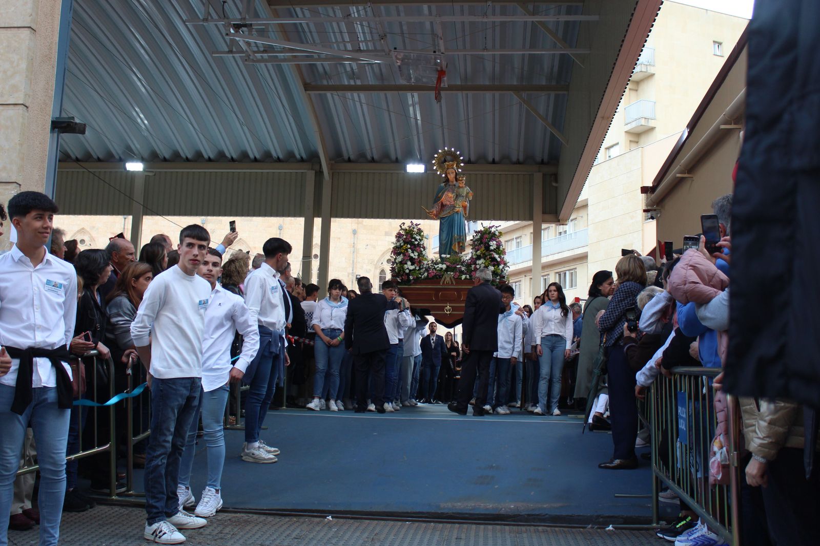 procesion-maria-auxiliadora-16