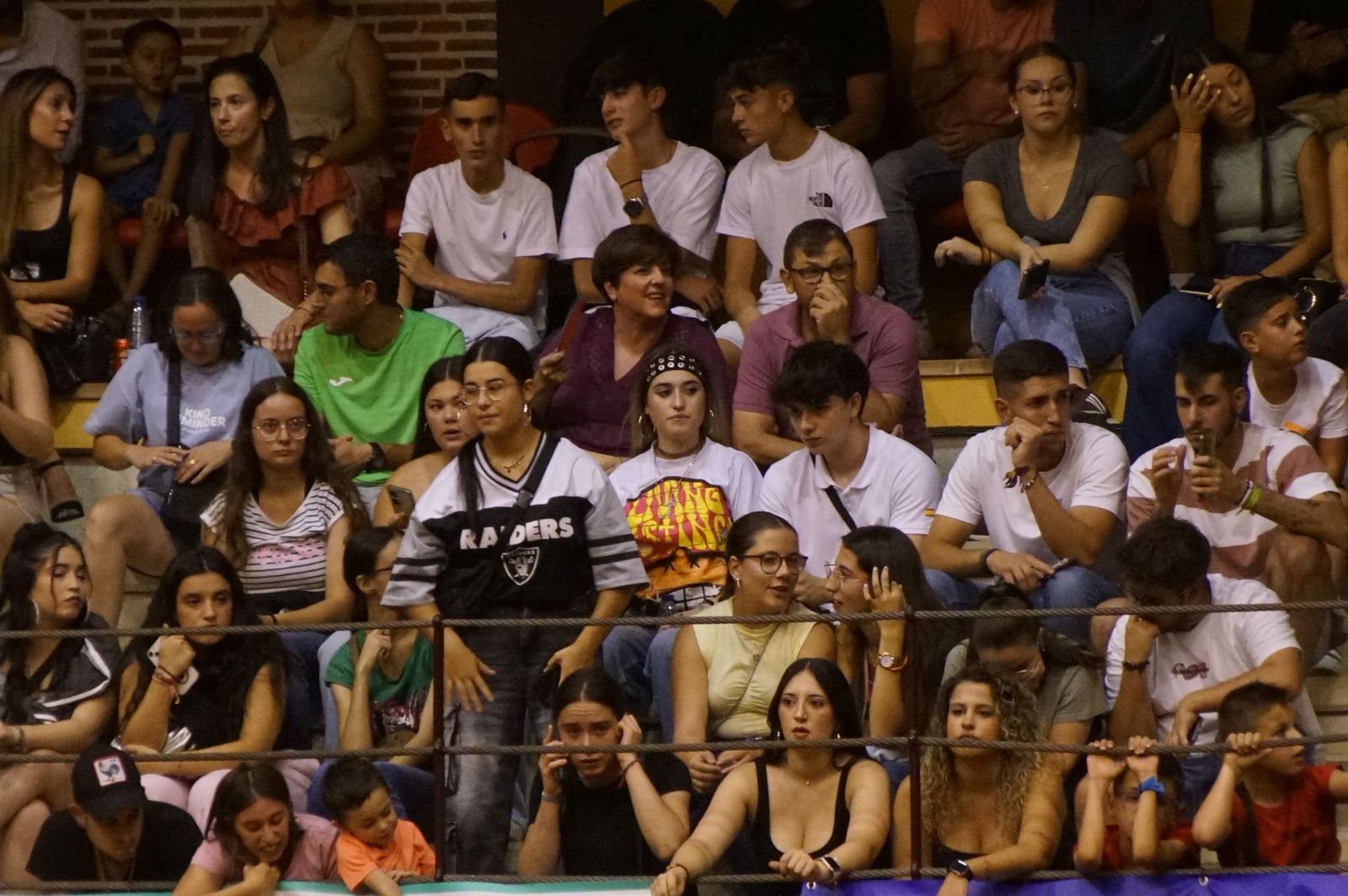 Multitudinario encierro nocturno en Alba de Tormes