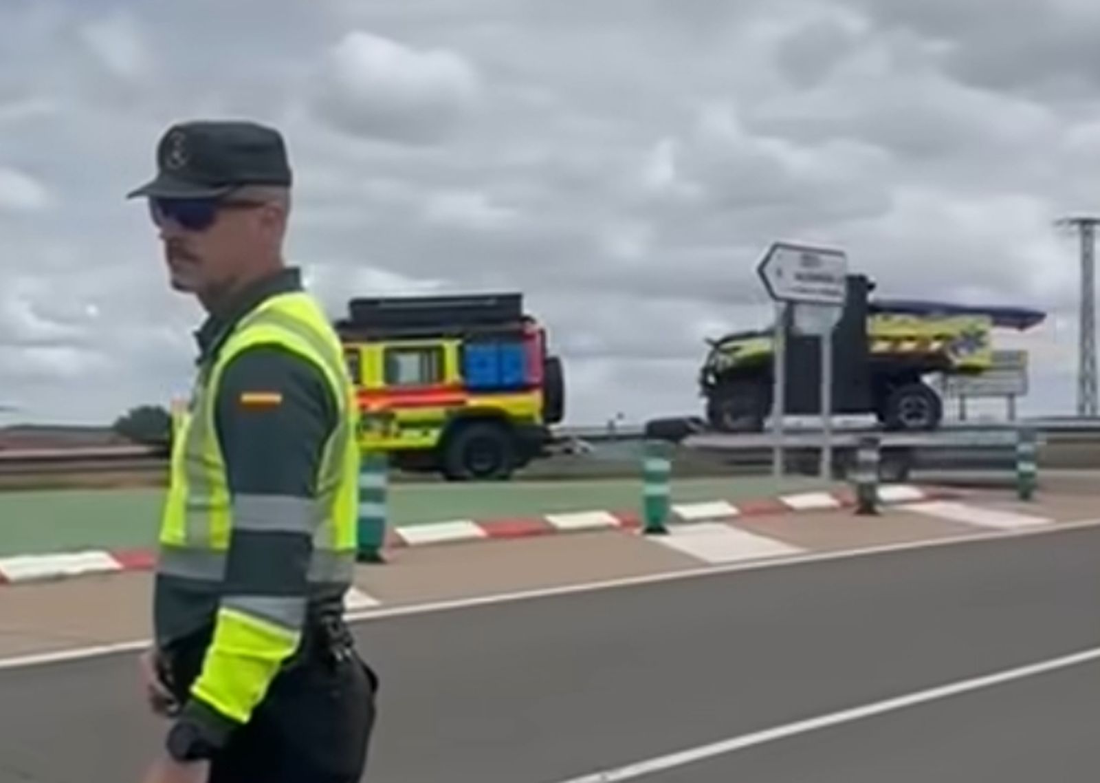 La Guardia Civil escolta un convoy de bomberos de Polonía y República Checa