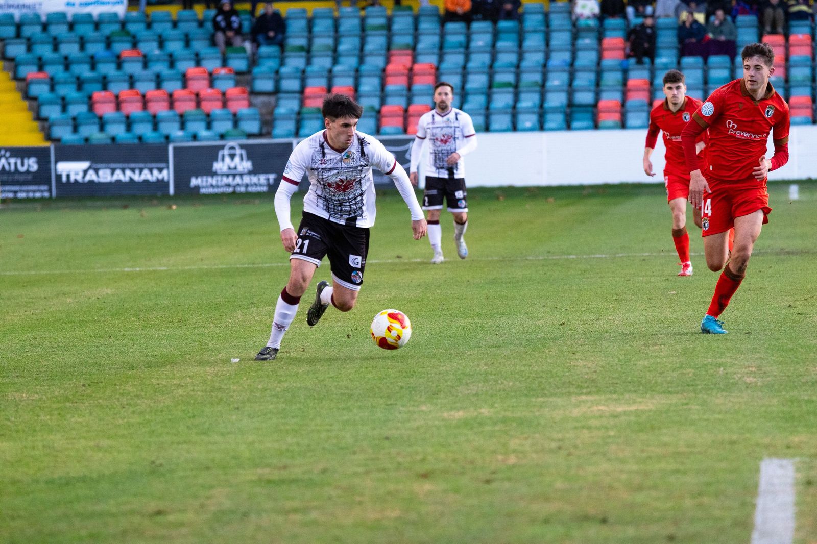 Salamanca CF UDS – Burgos Promesas. Estadio Helmántico