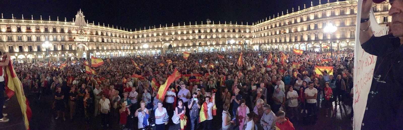 Salamanca apoya multitudinariamente a Guardia Civil y Policía Nacional