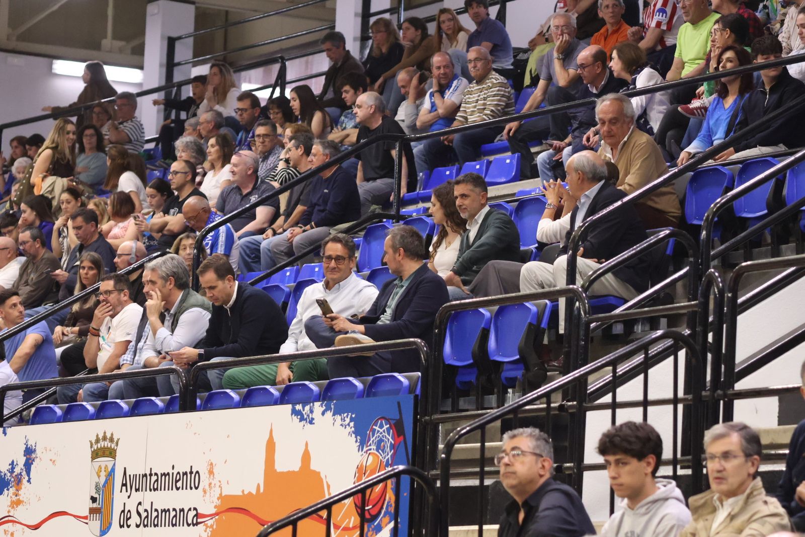 Perfumerías Avenida - CB Jairis