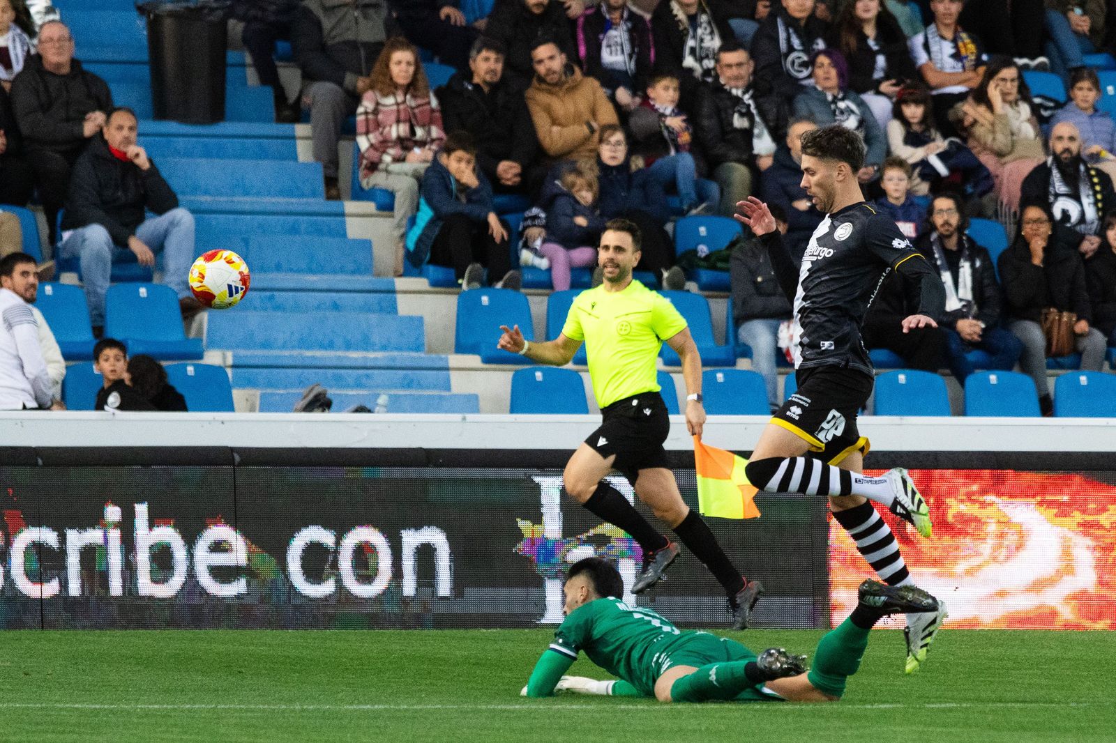 Partido entre Unionistas y Pontevedra en el Reina Sofía