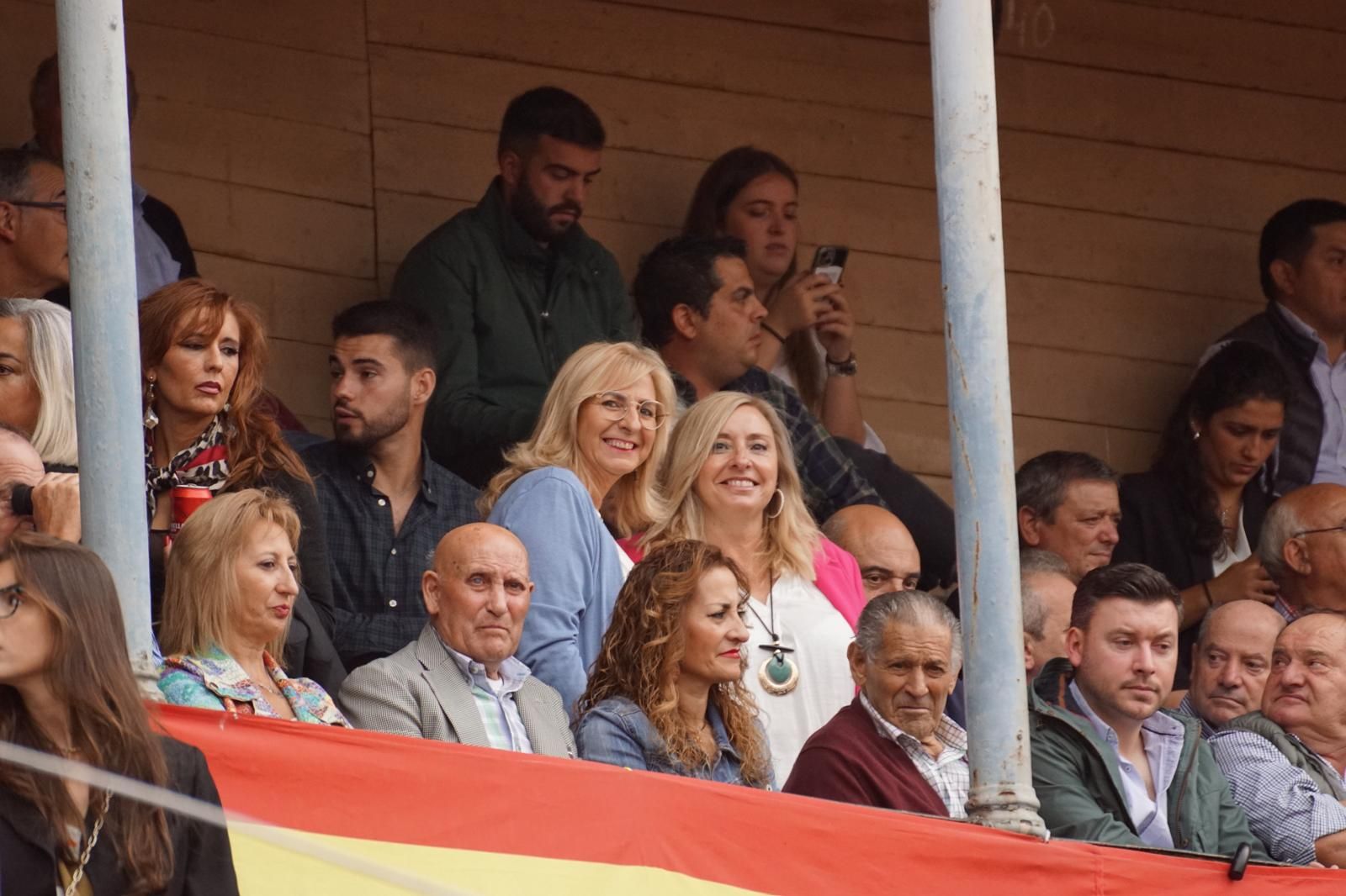 resumen-fotografico-del-ambiente-en-los-tendidos-de-la-glorieta-durante-la-corrida-de-garcigrande-20-de-septiembre-de-2024-foto-juanes-76