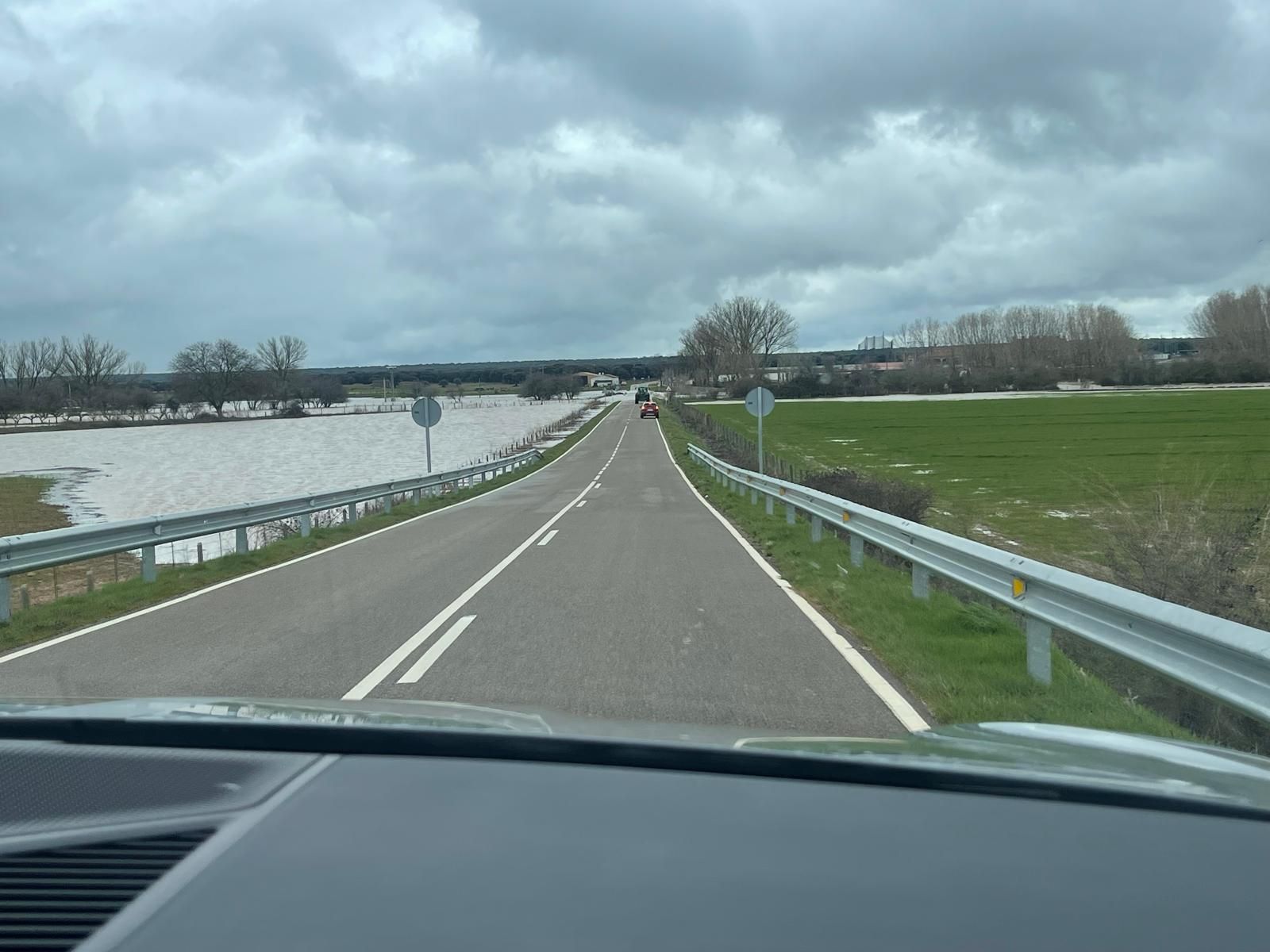 Inundada la  DSA-310, en la carretera de Matilla de los Caños (3).jpeg