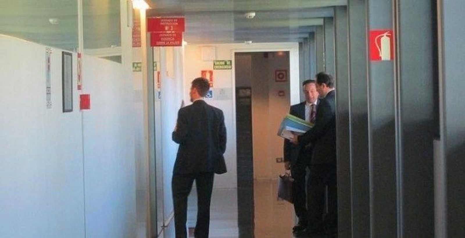 Las empresas se comportan mejor y descienden los despidos y los ERE