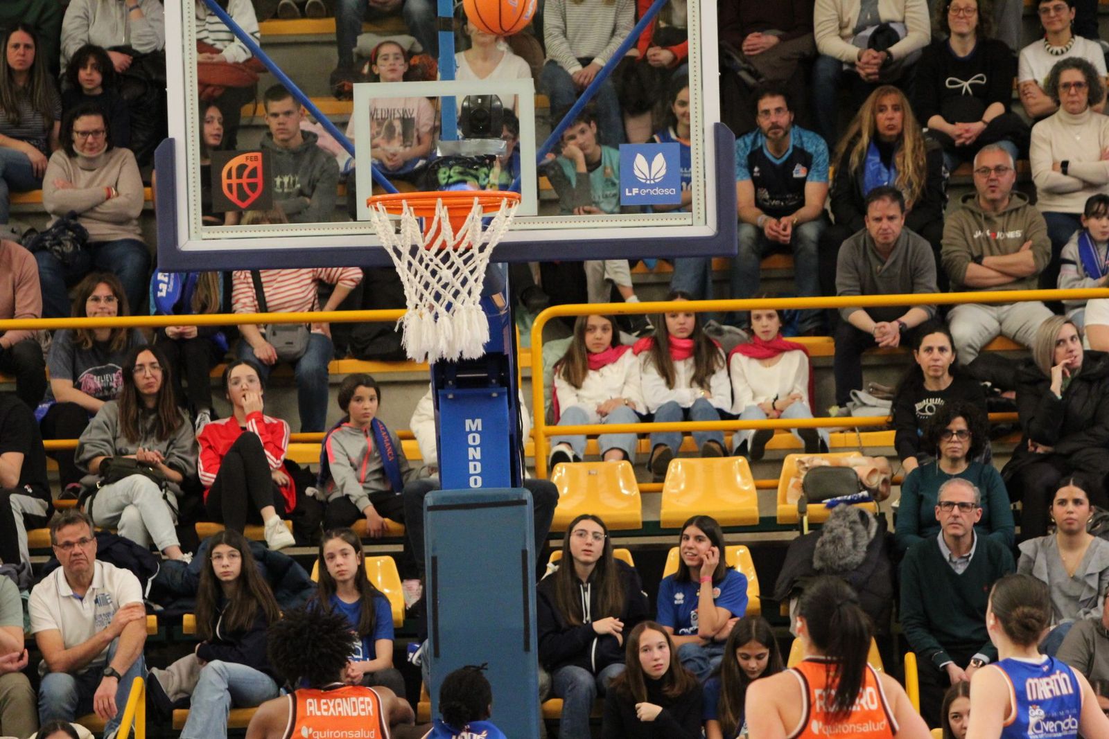 Perfumerías Avenida – Valencia Basket en el Pabellón de Würzburg