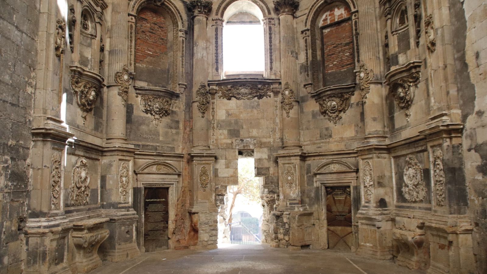 Ruinas de San Francisco el Real, convento de los padres Capuchinos en Salamanca