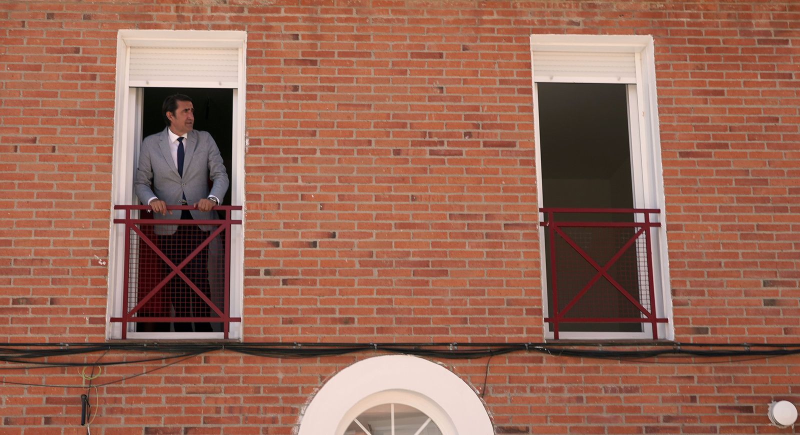 Suárez-Quiñones visita dos viviendas del programa 'Rehabitare' - Rubén Cacho (ICAL)