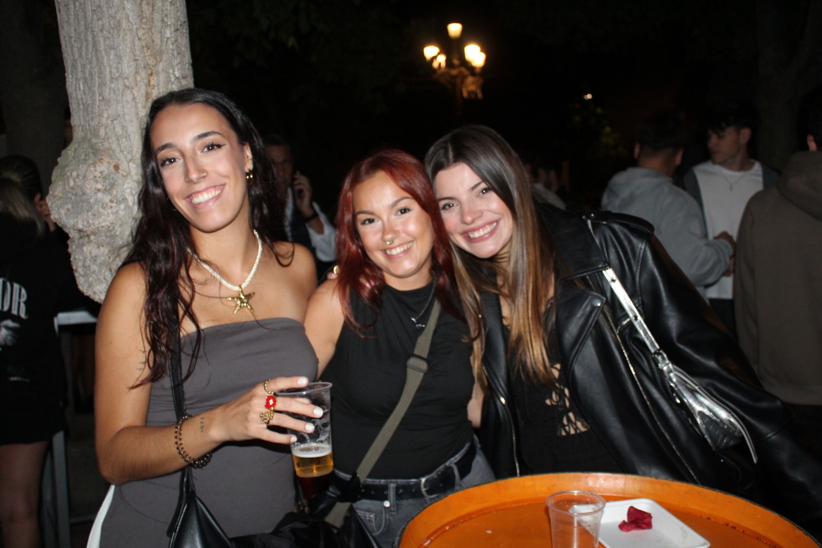 Cientos de personas disfrutan en la Feria de Día durante este martes en Salamanca